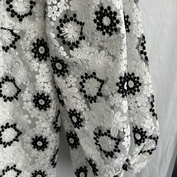 ASOS EDITION Black & White Floral Embroidered Puff Sleeve Mini Dress Size 8 NWT - Picture 6 of 12